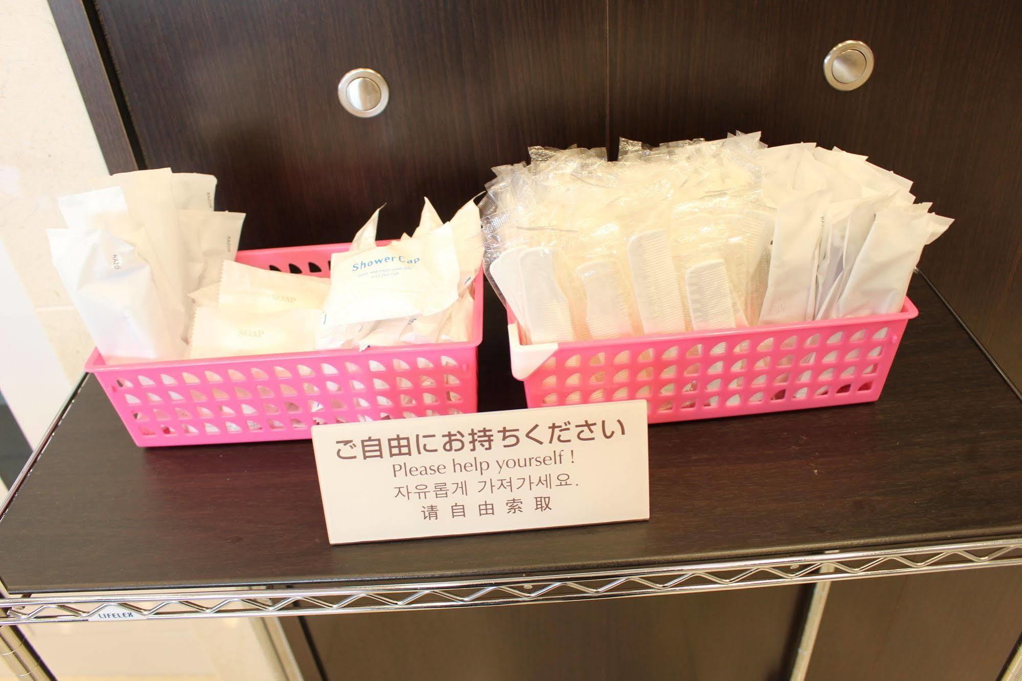 Toyoko Inn Sendai Higashi-Guchi No.1 Экстерьер фото
